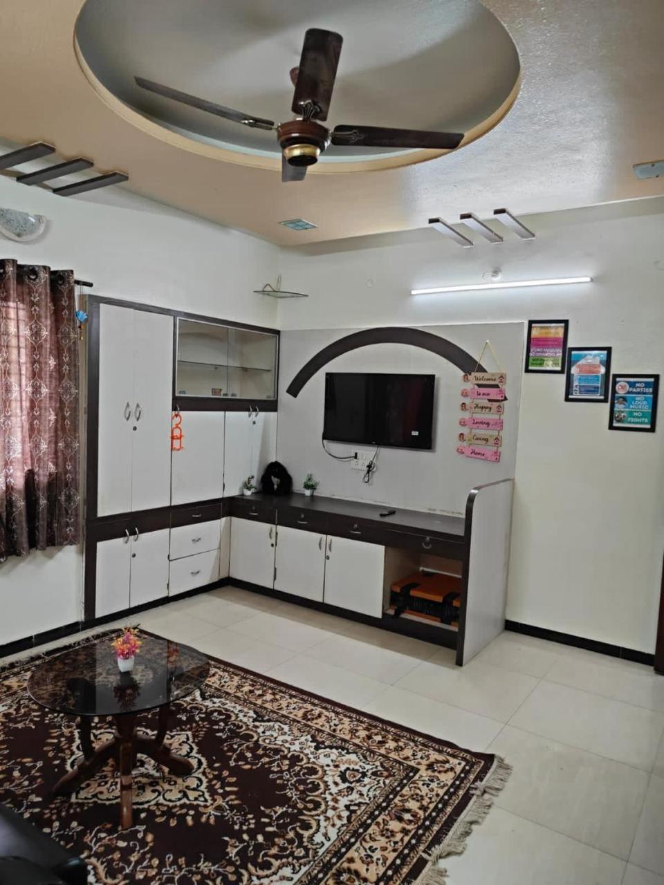 Nirvana By Grand Tour - Peaceful Home Stay Насик Экстерьер фото